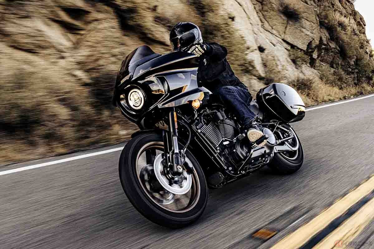 ハーレーダビッドソンの新型モデル「ローライダーST」