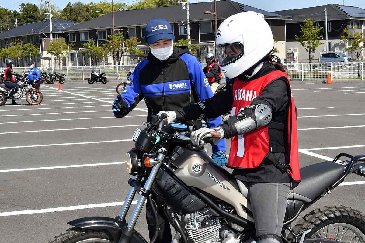 ライディングスクールに参加する様子
