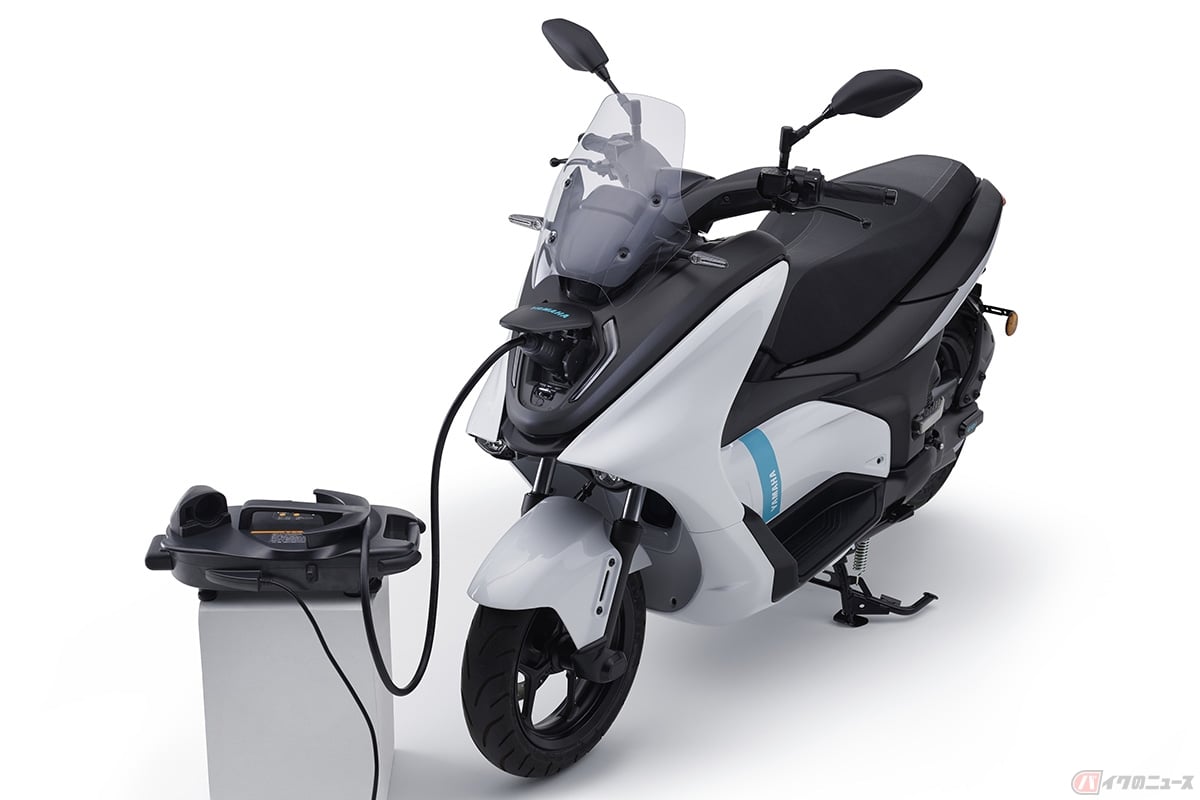 実証実験用として登場したヤマハの新型電動バイク「E01(イーゼロワン)」