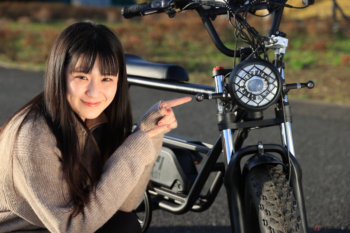 ライトの網目カバーはゴツゴツしすぎてなくてシンプルかつクール