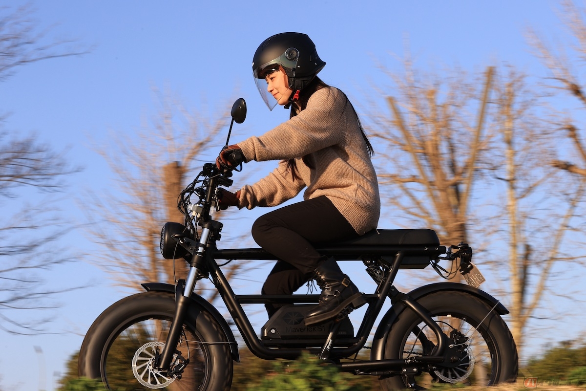 モード1の人力自転車としての漕ぎ心地は、多少重さは感じるけど不安定さはなし