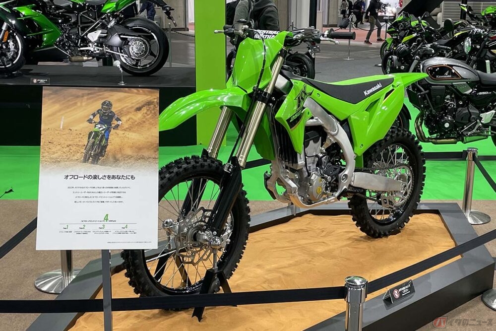 カワサキ「Z」誕生50周年記念モデルに「Ninja H2 SX SE」ビモータ「KB4