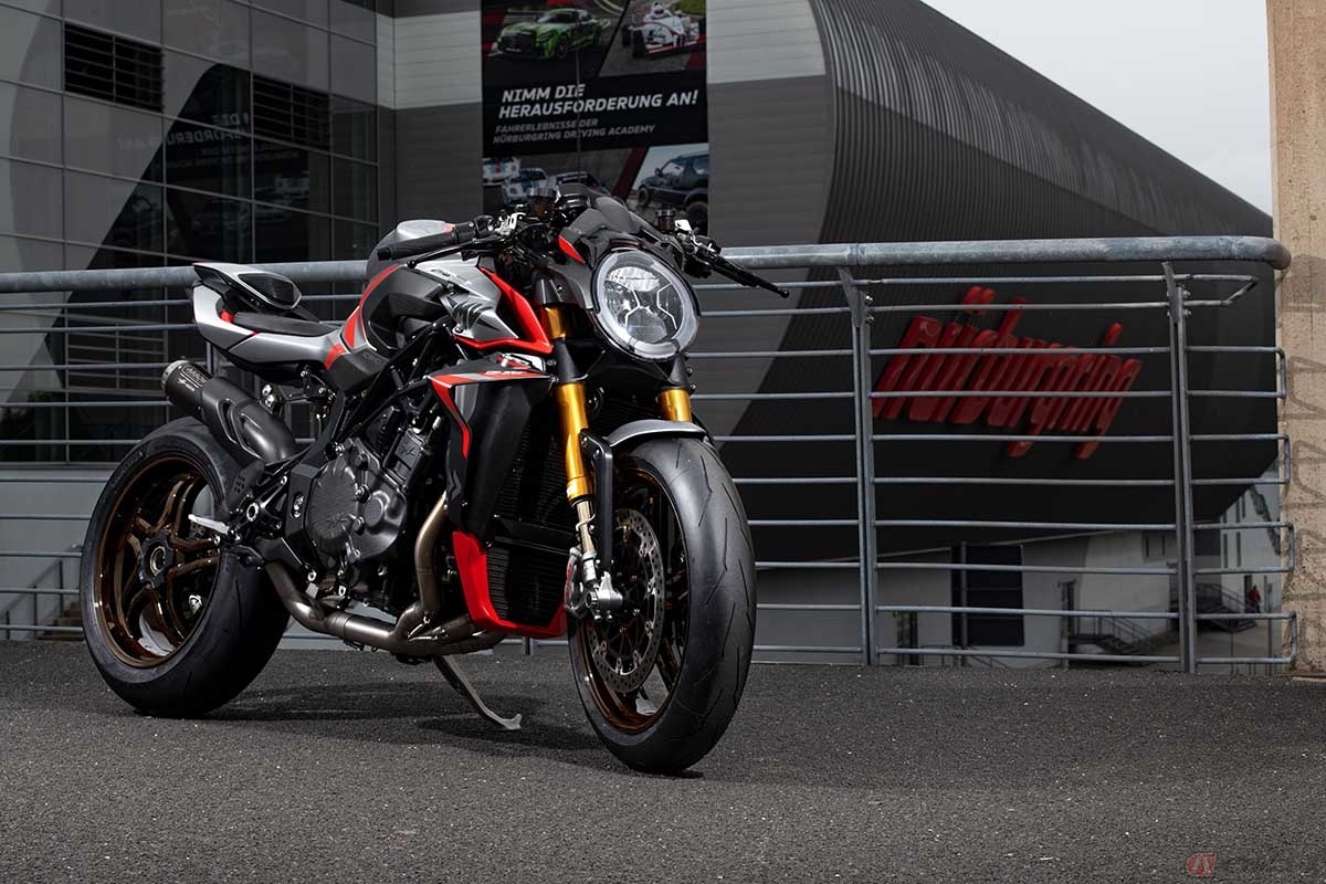 MV AGUSTA「BRUTALE 1000 NURBURGRING」とニュルブルクリンクサーキット