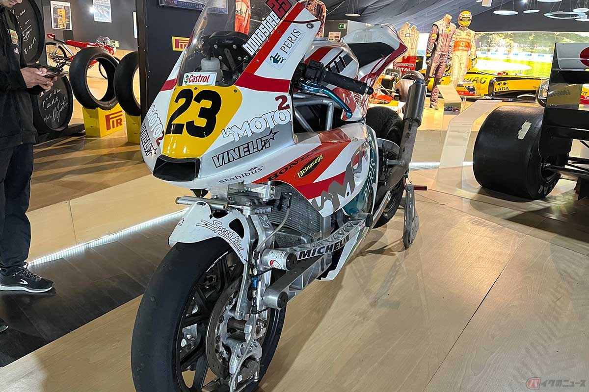 過去にCEVレプソルインターナショナル選手権のmoto2クラスで使用されていたマシン