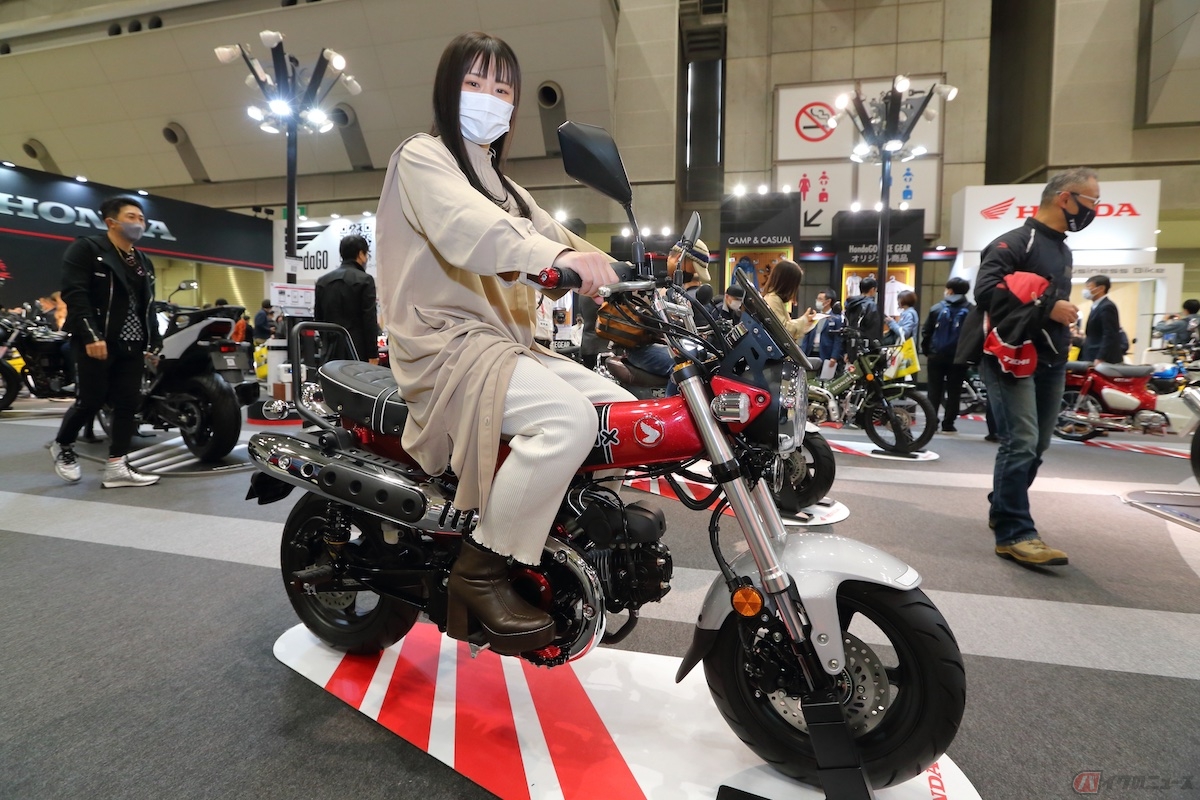大阪＆東京のモーターサイクルショーで注目を集めたホンダ『ダックス125』