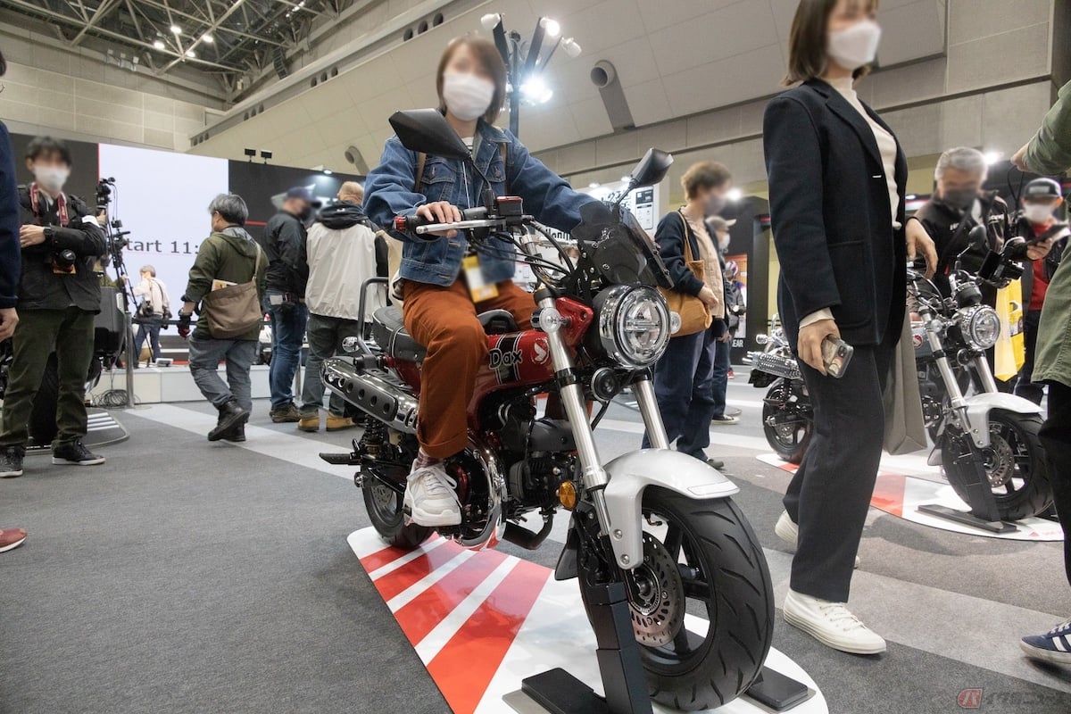 ホンダブースで印象に残ったホンダのレジャーバイク「ダックス125」