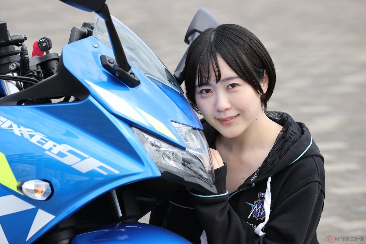 ジクサーSF250のヘッドライトはすべてLED