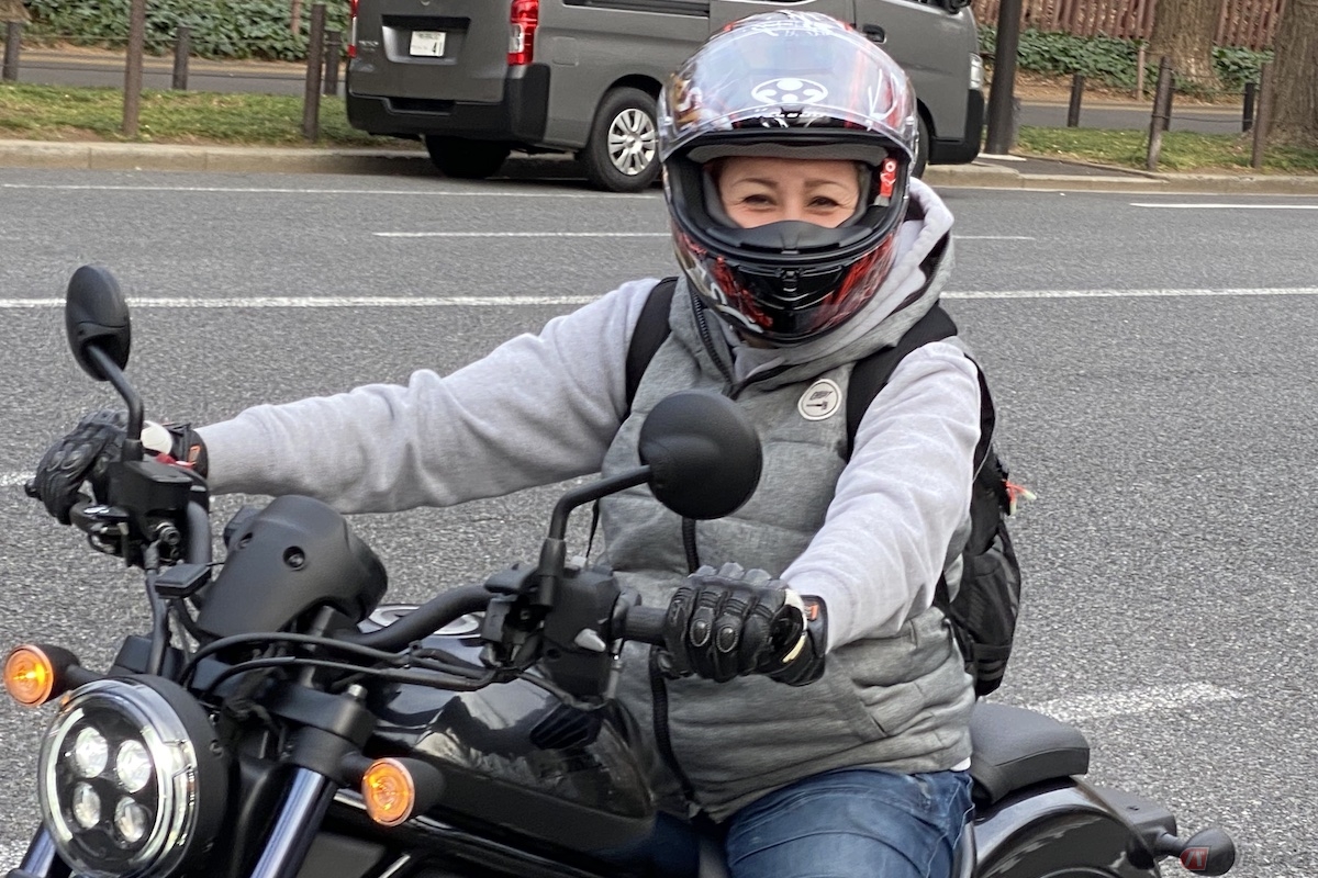 スタンダーダードモードとスポーツモードの走りの違いを確認