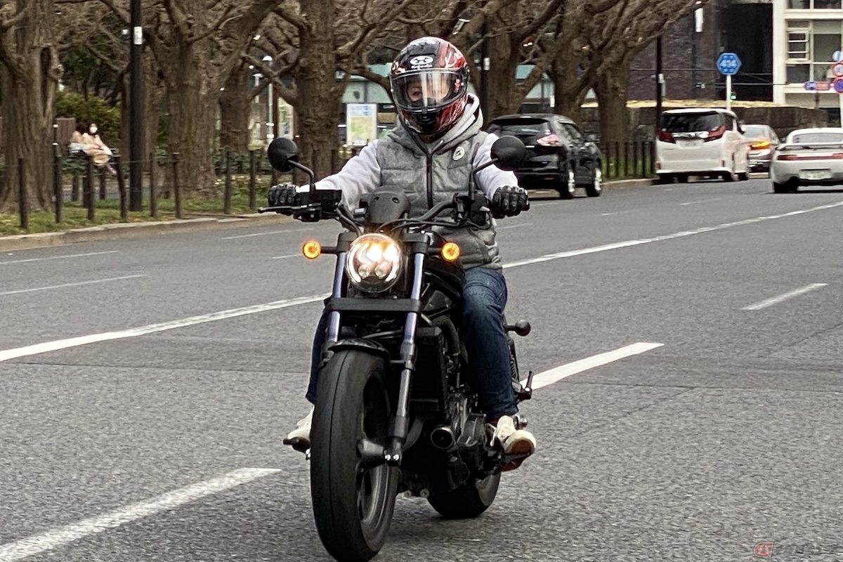 走り始めから力強い鼓動を感じる「レブル1100」