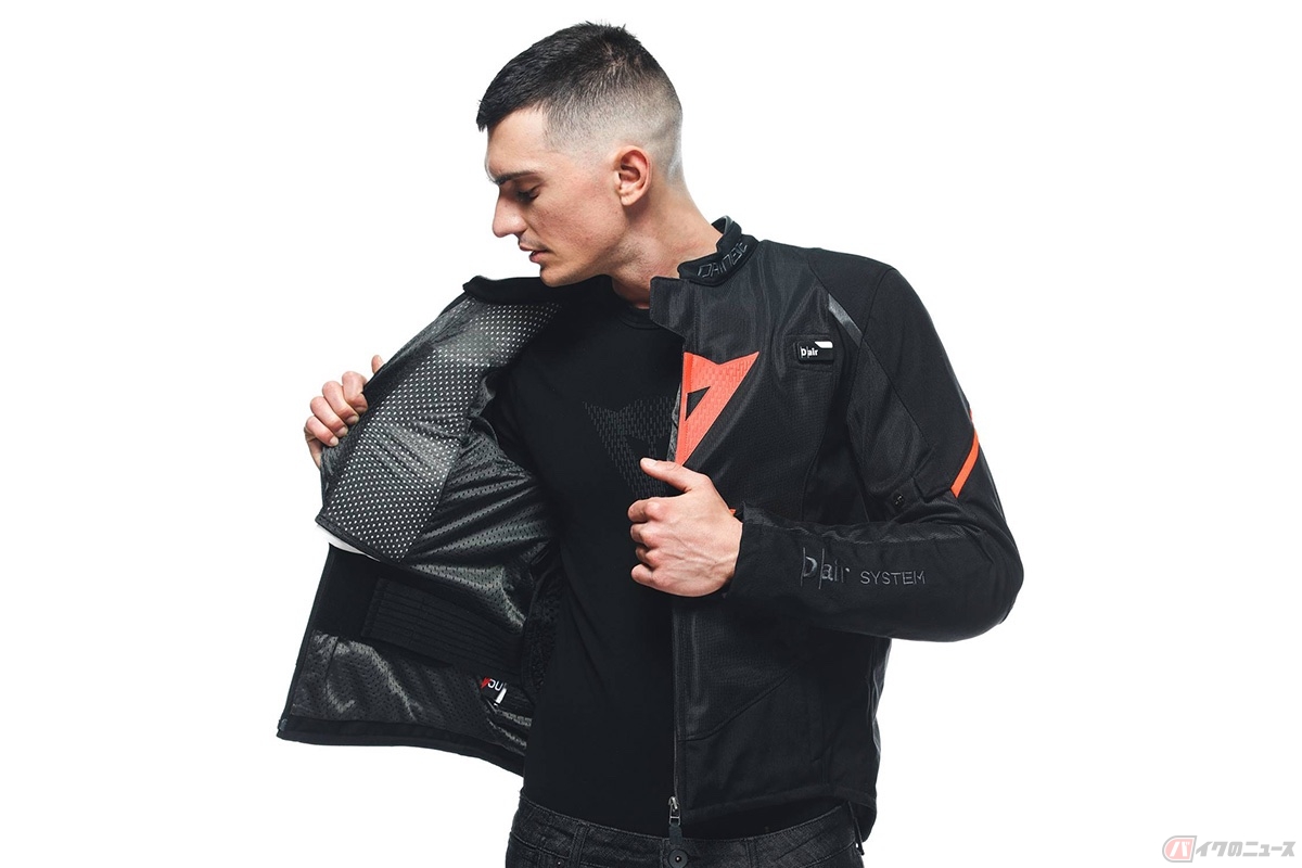 ダイネーゼ「Smart Jacket ロングスリーブ スポーツ」