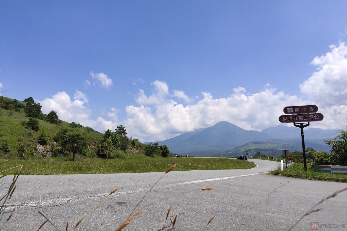 ビーナスラインは、長野県茅野市から上田市の美ヶ原高原美術館までの全長約76kmのルートです