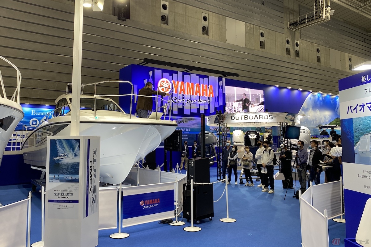 何度も試乗したことのあるヤマハのバイク、船は初めて見ました