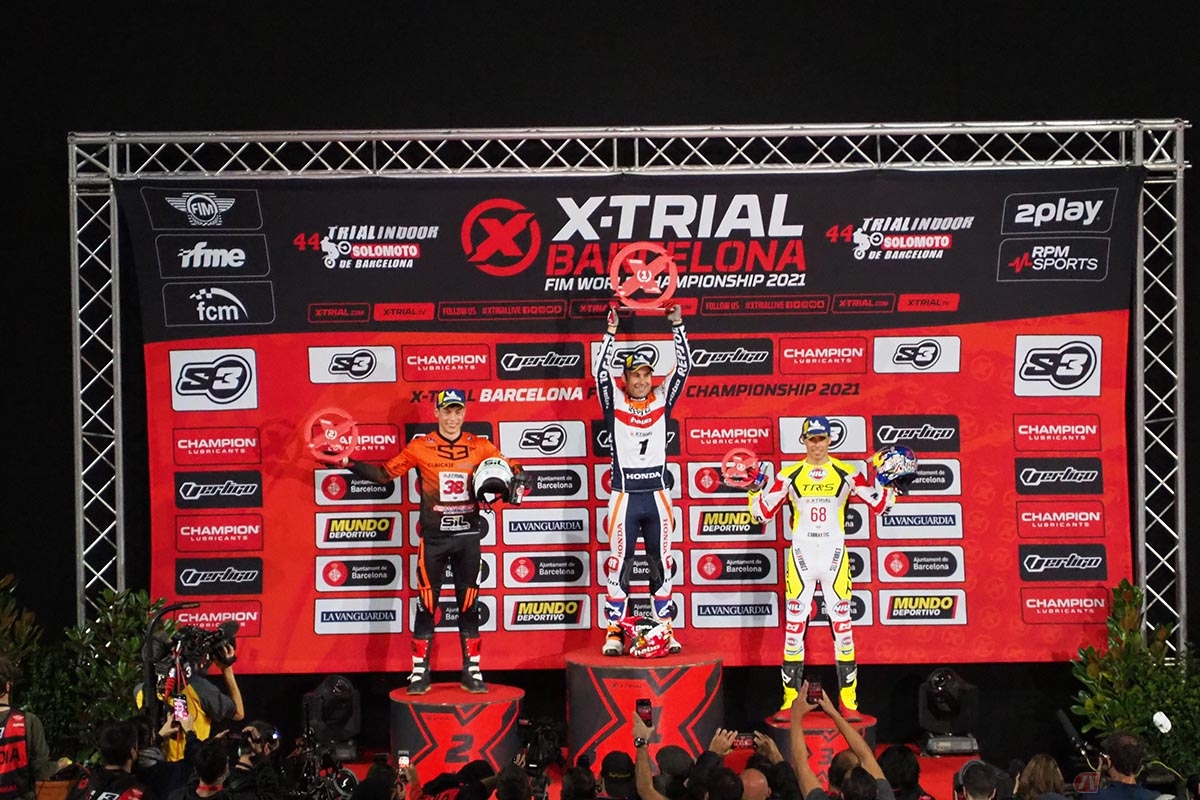 アウトドアトライアルでもXトライアルでも強さを発揮しているホンダのトニー・ボウ選手（真ん中）