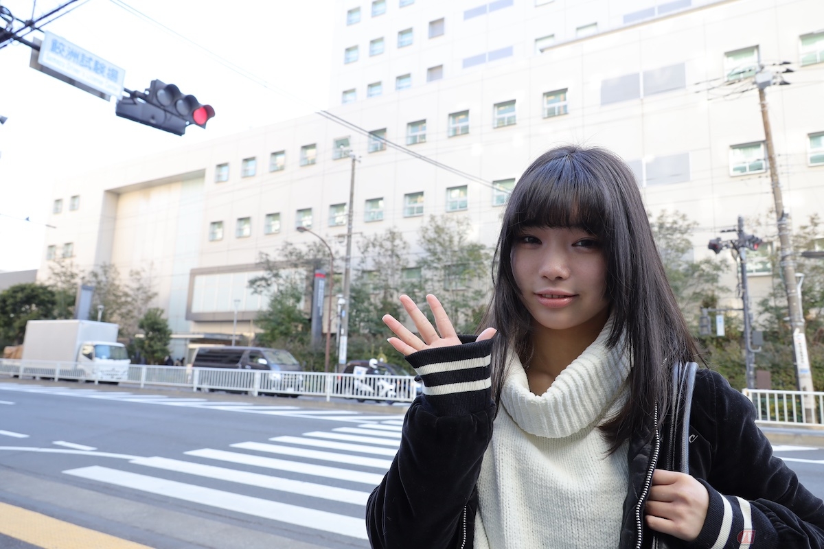 お父さんに送ってもらって鮫洲運転試験場へ