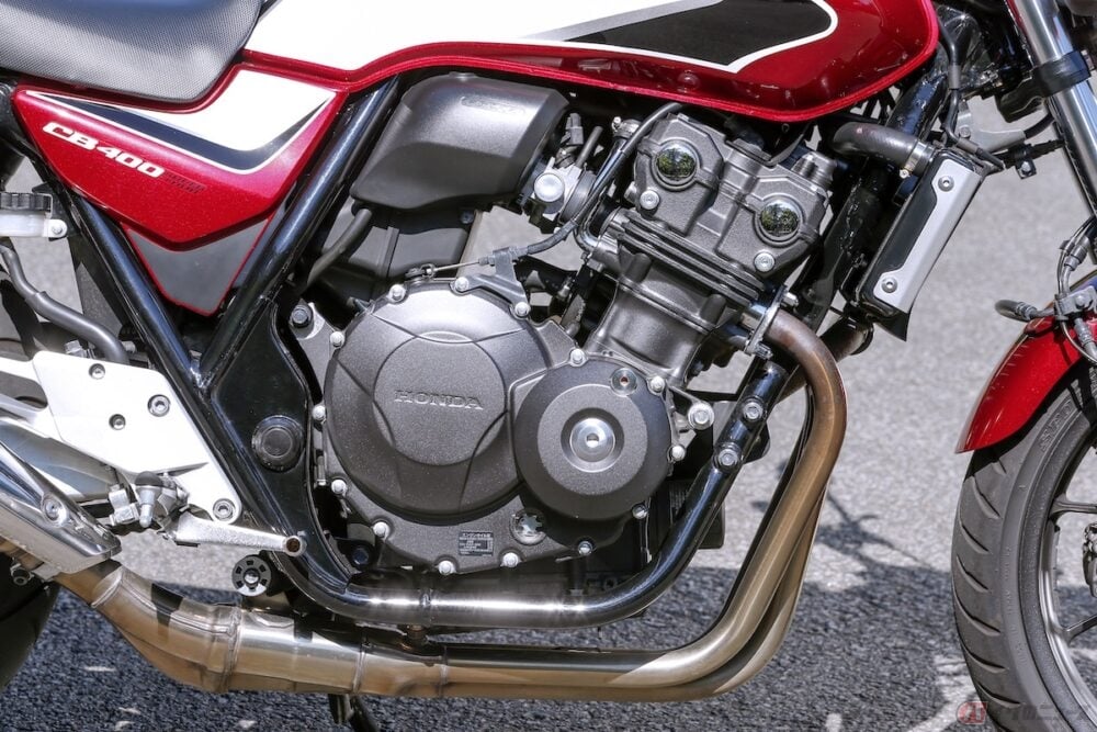 ホンダ最後の総排気量399cc・水冷4ストローク4気筒エンジンを搭載