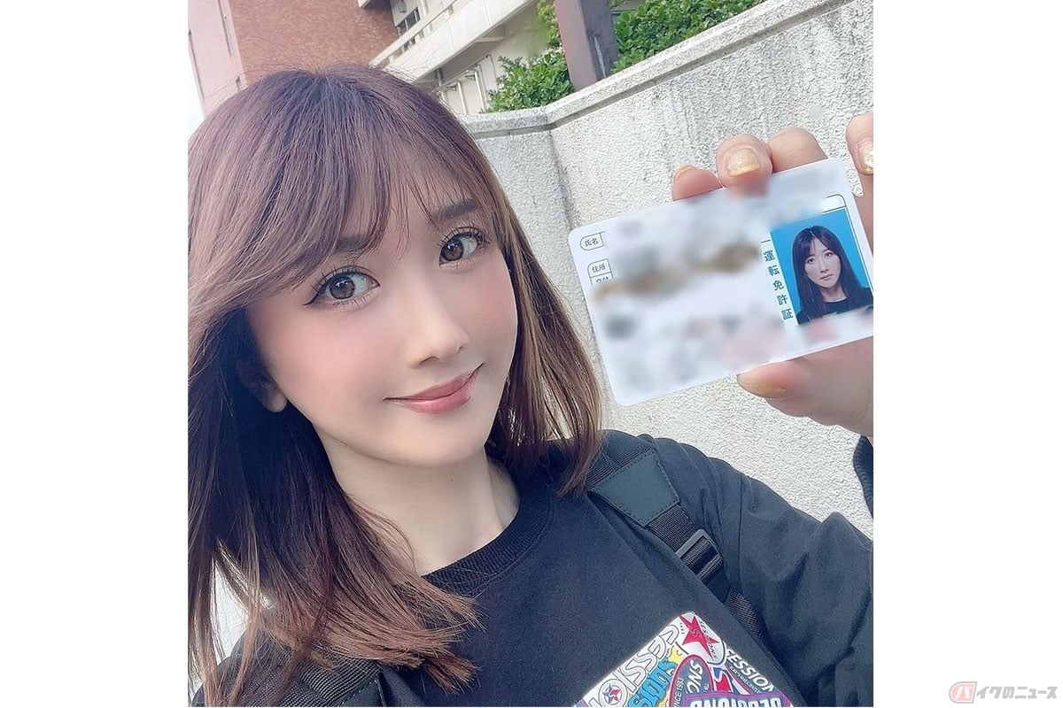 ついに、普通自動二輪免許を取得した大槻ひびきさん!