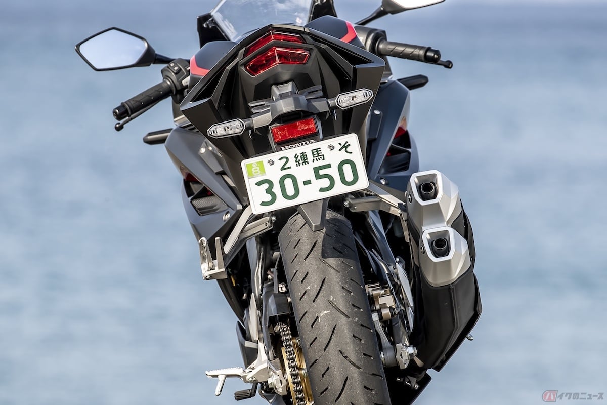 126cc以上250cc以下の軽二輪車の場合は分類番号があります