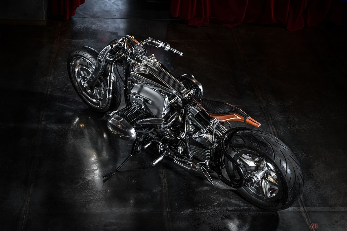 BMW Motorrad「R18」をベースにしたカスタムバイク「R18 Magnifica」
