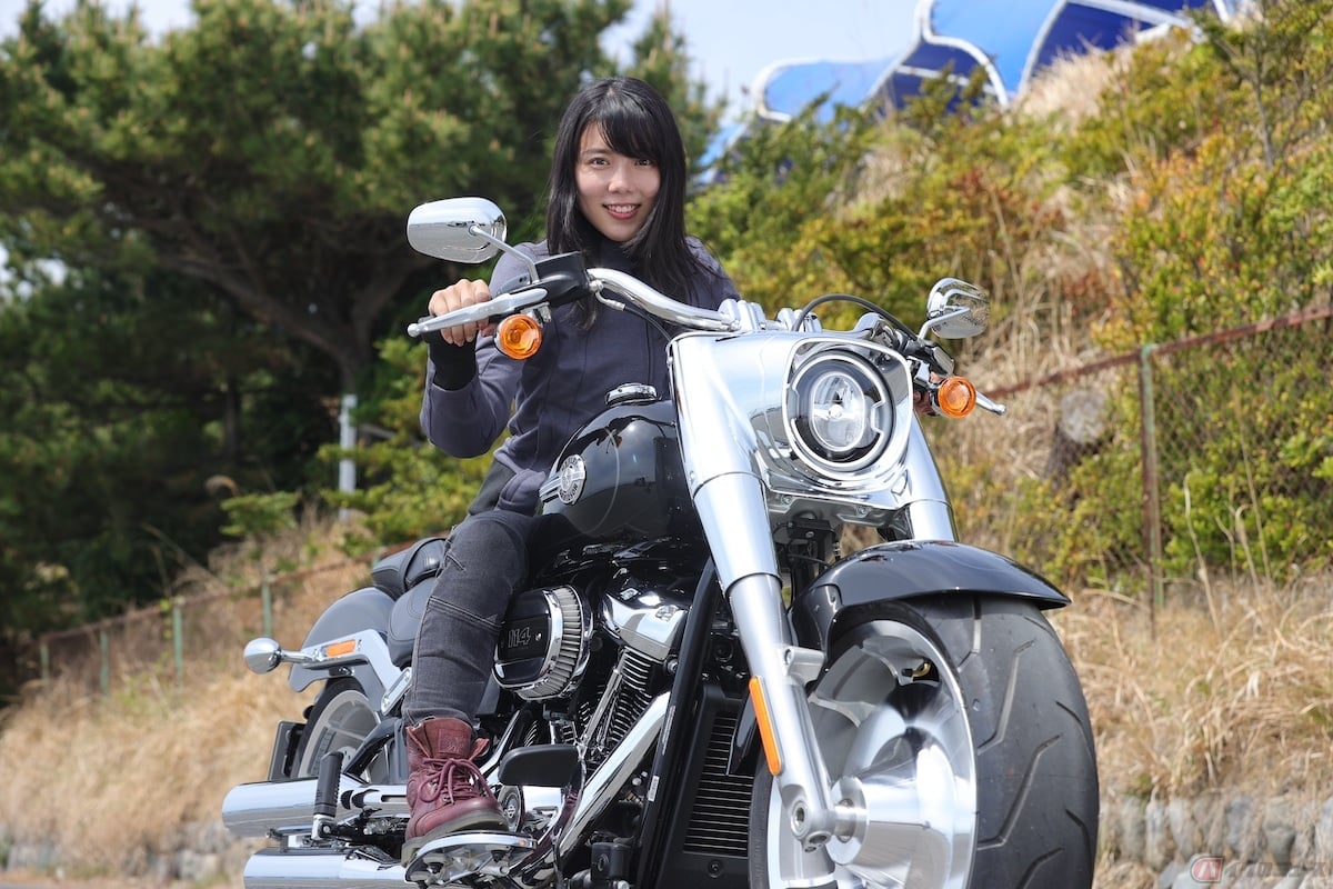 ハーレーダビットソンの「Fat Boy114(ファットボーイ)」に試乗します