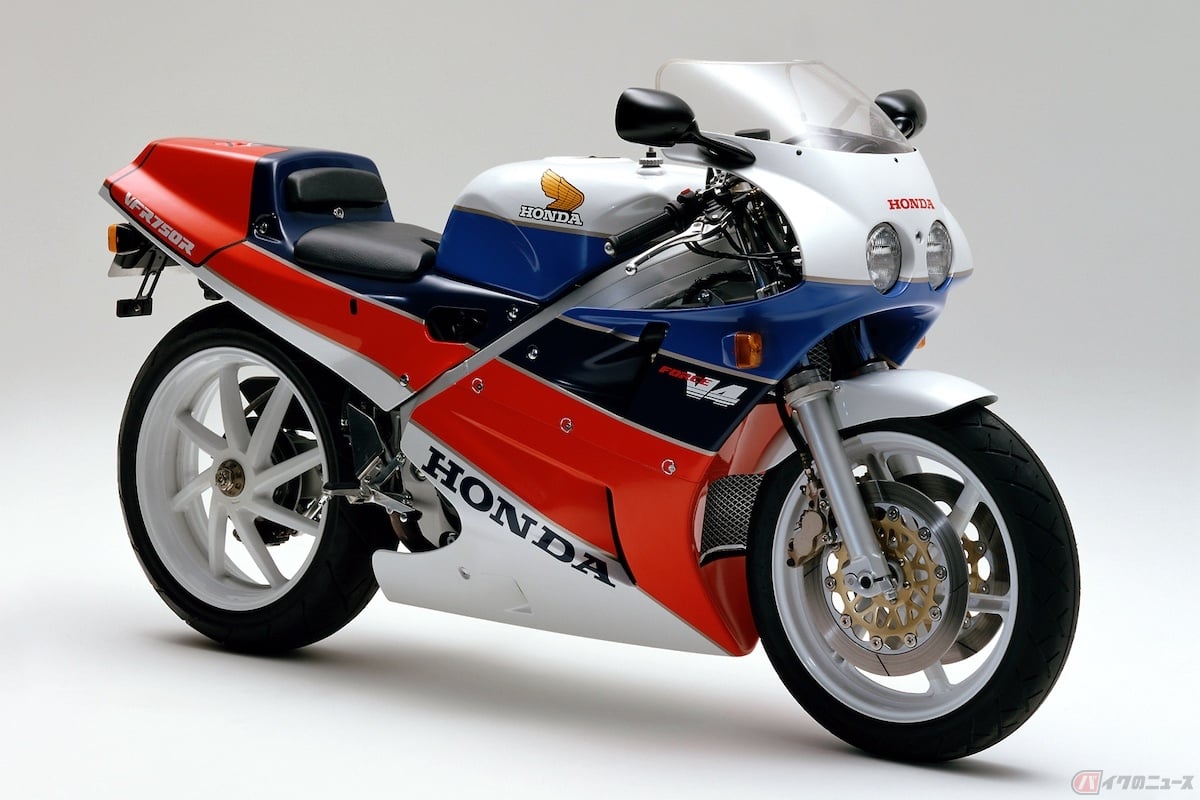 1987年に限定発売されたVFR750R(RC30)