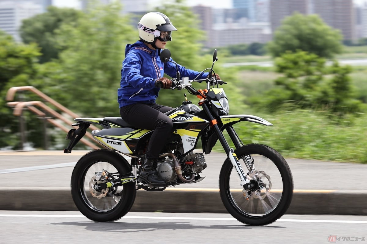 走り出しから力強さを披露してくれるPT125