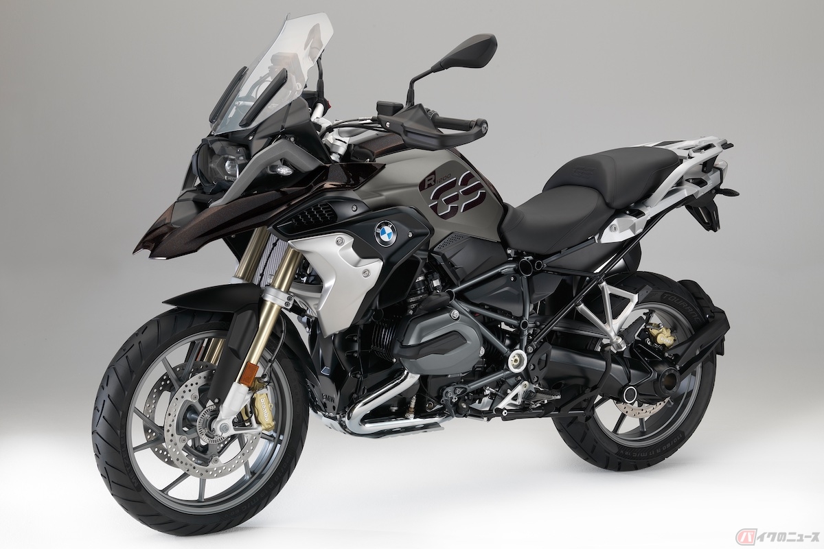 チャニング・テイタムは、プライベートではBMW MotorradのR1200GSを所有