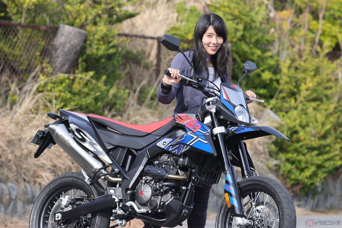 アプリリアの原付二種モタード「SX125」に試乗します