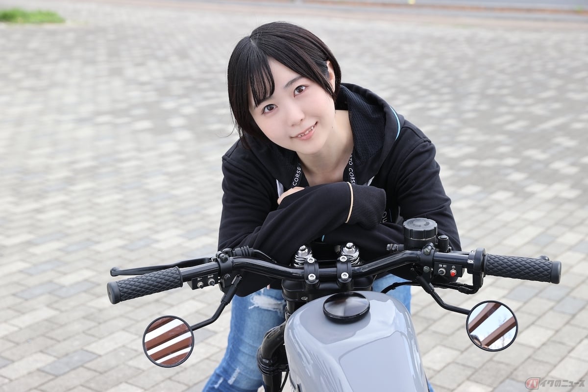 配線がしっかりハンドル内部に通されている