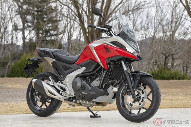 二輪市場のさらなる活性化を目指して ホンダが大型二輪教習車 Nc750l を発表 バイクのニュース