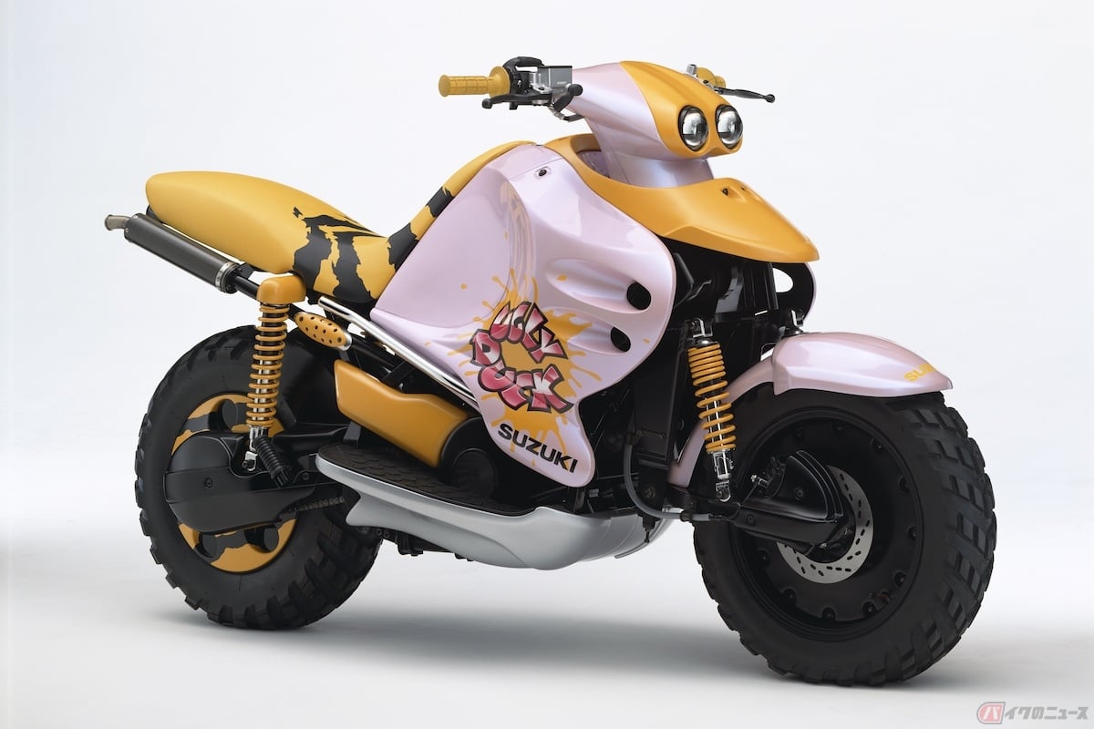 スズキの二輪駆動のコンセプトモデル「XF425」