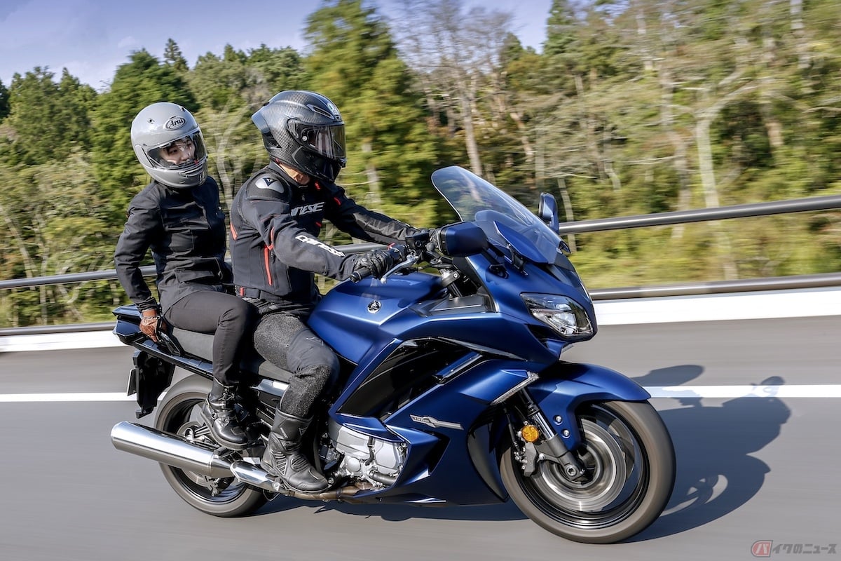高速道路でのタンデム走行 何か条件はあるのか バイクのニュース 高速道路でのタンデム走行 何か条件はあるのか バイクのニュース