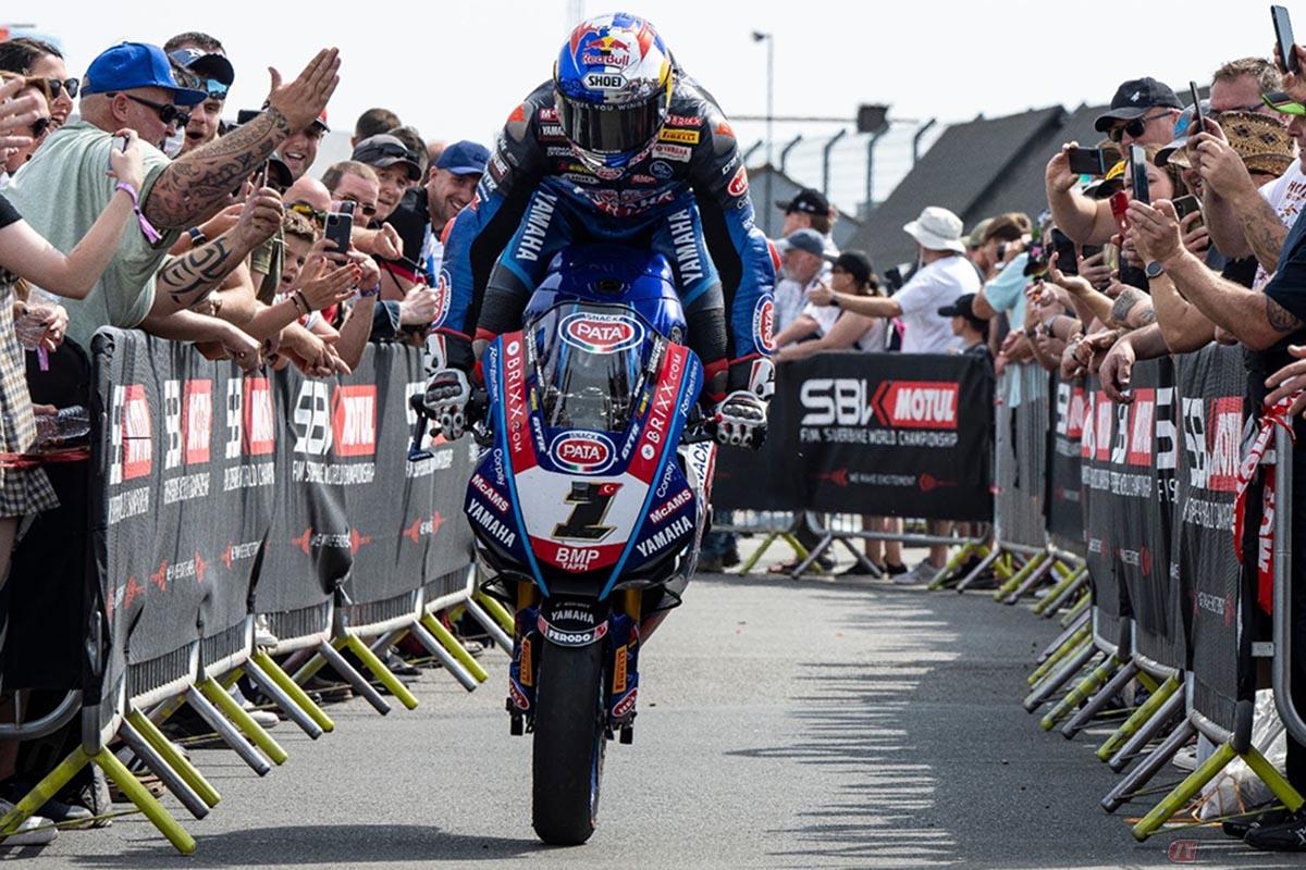 第5戦イギリスで3連勝しT・ラズガットリオグル選手(Pata Yamaha with Brixx WorldSBK)