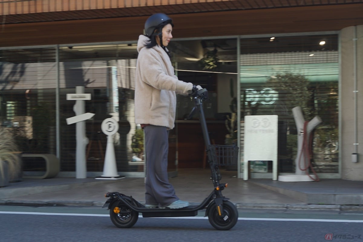 電動キックボードは、バイクと若干取り扱いが異なります