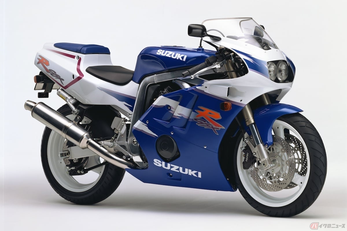 1999年まで生産された「GSX-R400(1995)」