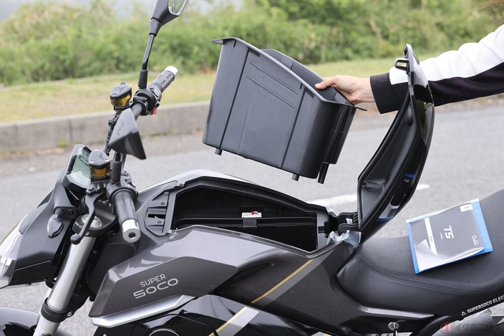 扱いやすさが魅力の一つ 原付二種の電動バイクSUPER SOCO「TS STREET