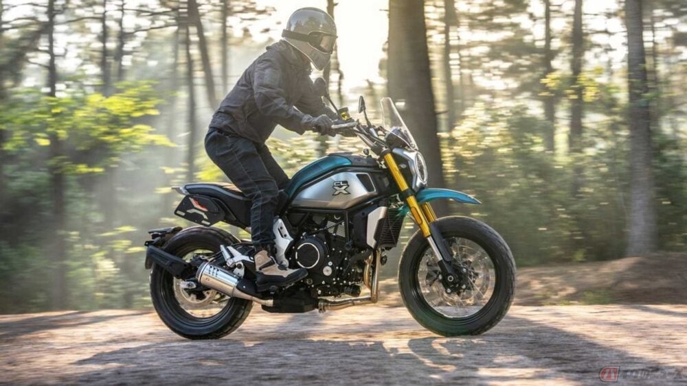 CFMotoの最新モデル「700CL-X ADV」