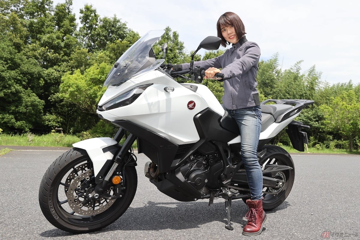 ホンダの大型スポーツツアラー「NT1100」に試乗します