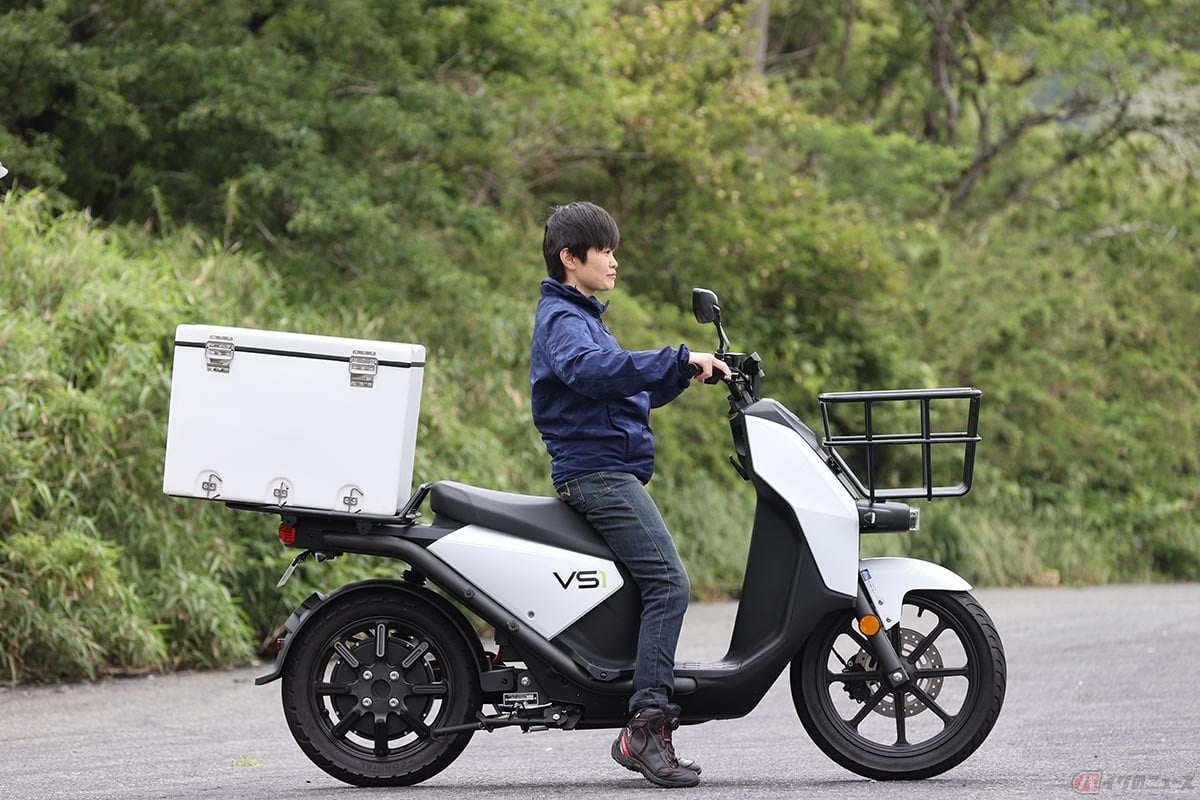 Vmotoの電動原付二種スクーター Vs1 が持つ ビジネスバイクの見た目を裏切る面白さ バイクのニュース Vmotoの電動原付二種スクーター Vs1 が持つ ビジネスバイクの見た目を裏切る面白さ バイクのニュース