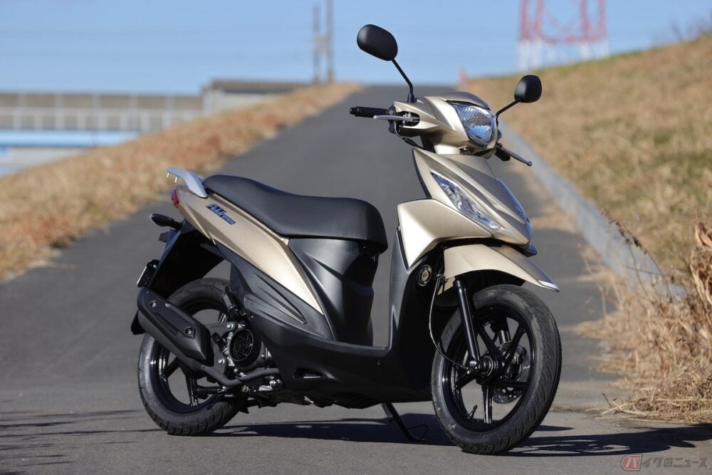 前後14インチの大径タイヤを採用し、直進の安定性とシャープなハンドリングを両立したホンダ「ディオ110」