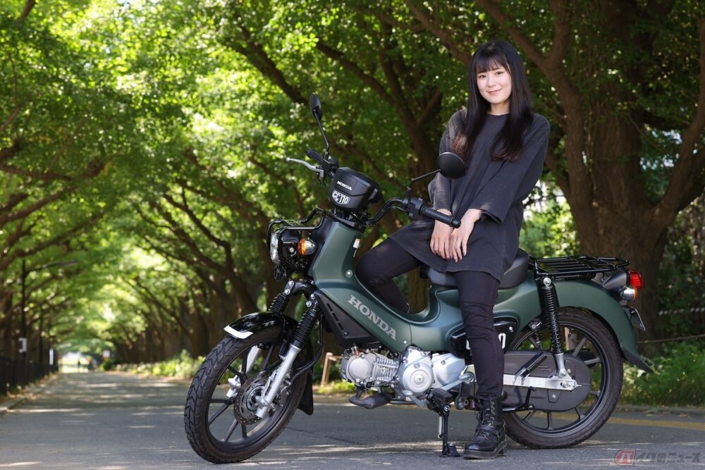 可愛いバイク！ホンダ　ズーク50　原付バイク　足元マット付き 若者向けの新しい原付タウンビークル 「ホンダZOOK（ズーク）」を発売