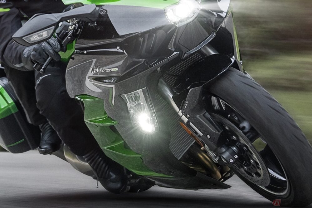 夜道の走行で大活躍 コーナリングライト 機能とは バイクのニュース 夜道の走行で大活躍 コーナリングライト 機能とは バイクのニュース