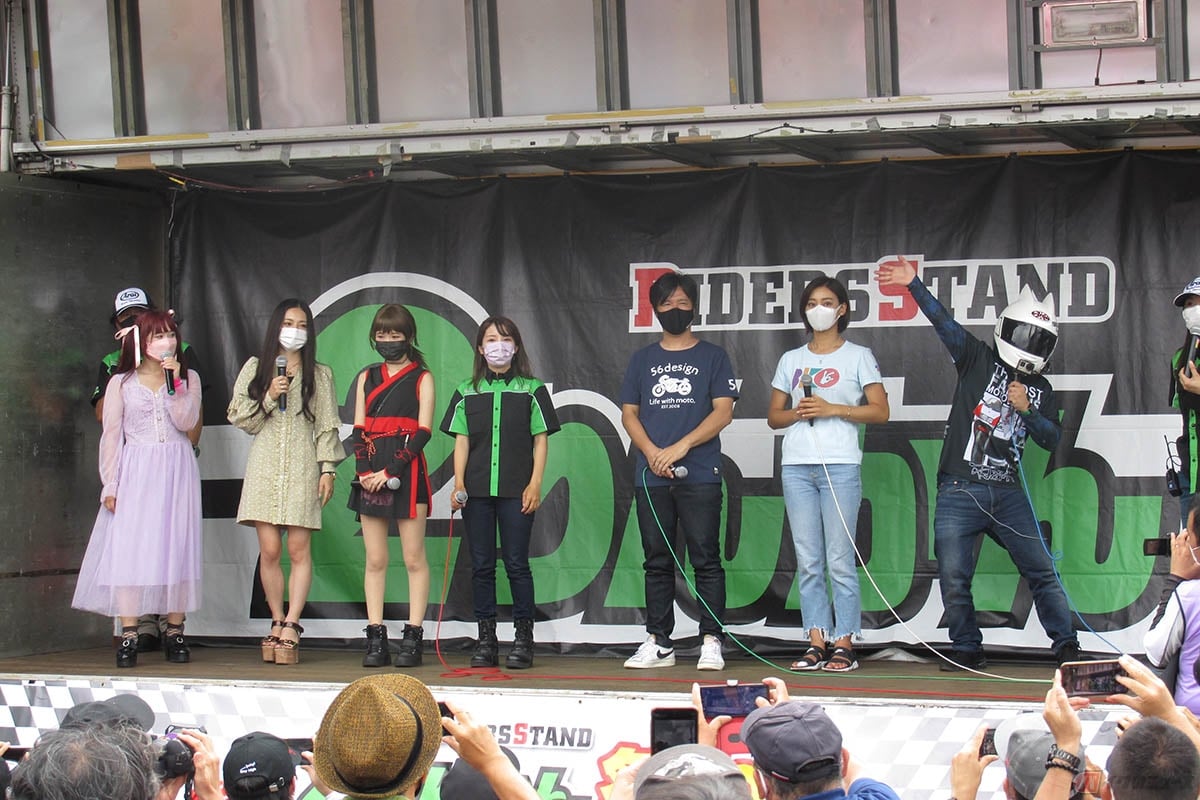 今回の「2りんかん祭りEast」にはご覧のゲストが登場。入場無料ながら豪華なステージが展開されました