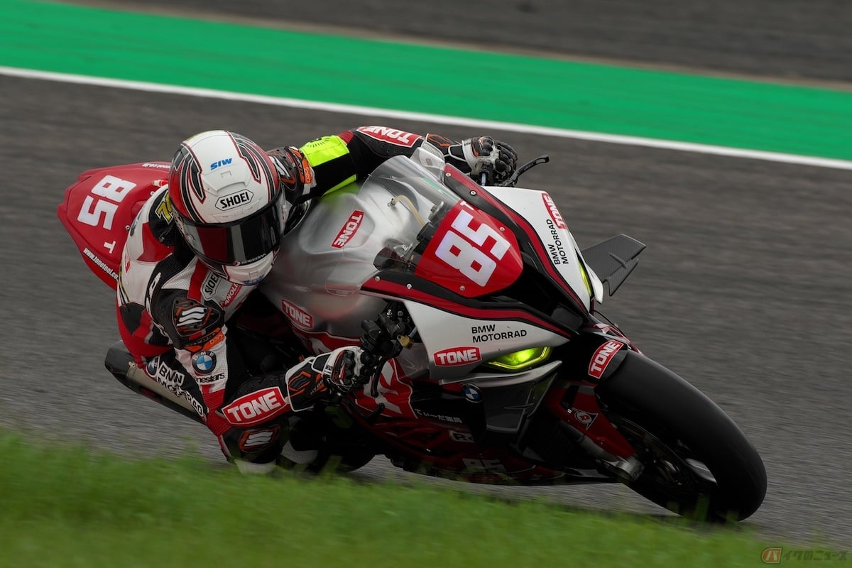 TONE RT SYNCEDGE4413 BMWの石塚健選手