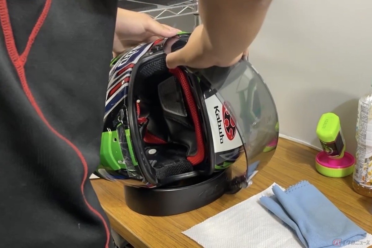 ヘルメットサービスで一番多い依頼はクリーニング作業