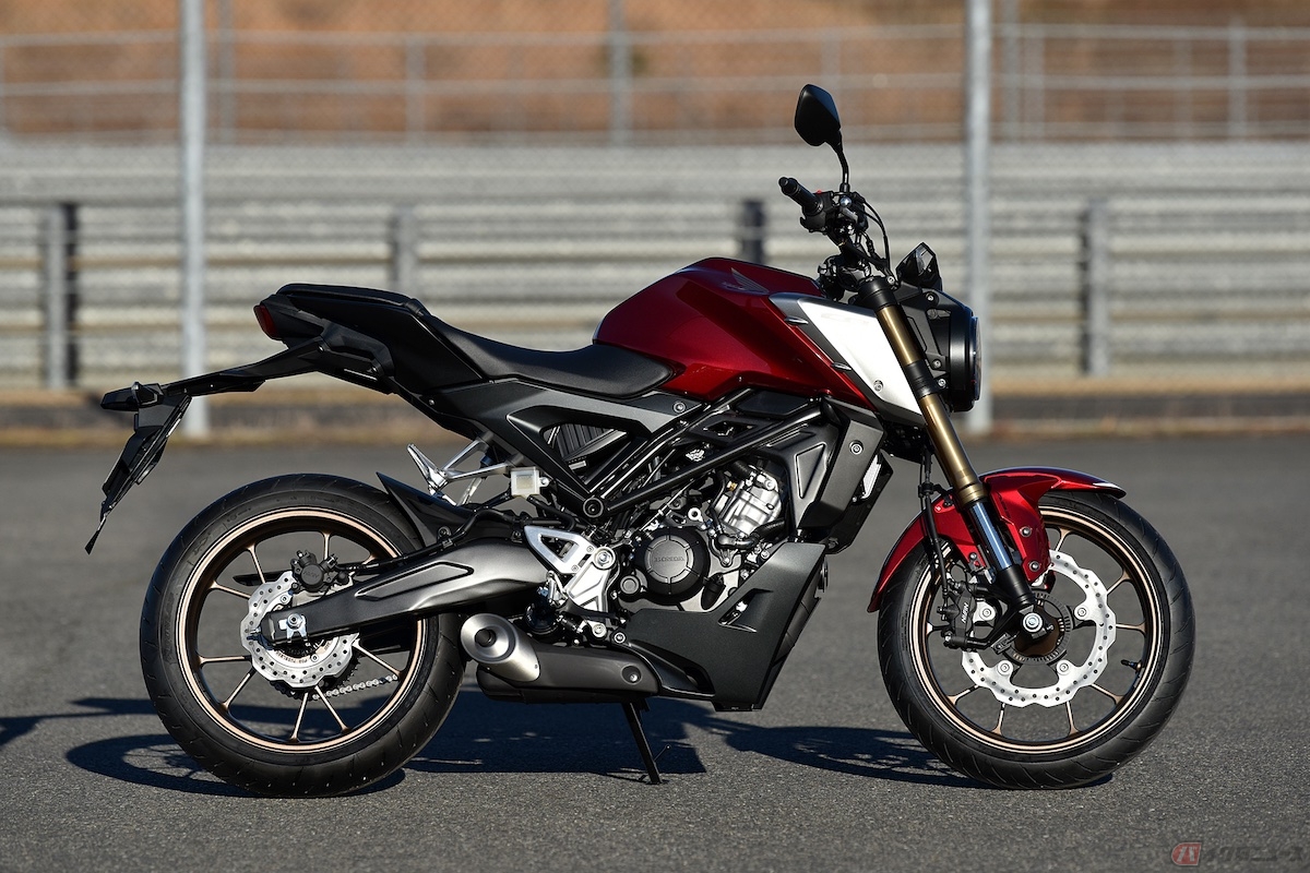 燃料タンク容量は10Lのホンダ「CB125R」