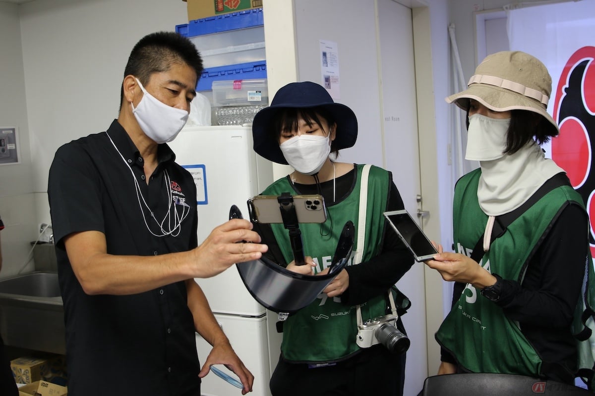 ヘルメットメーカー『オージーケーカブト』でも、取材を行いました