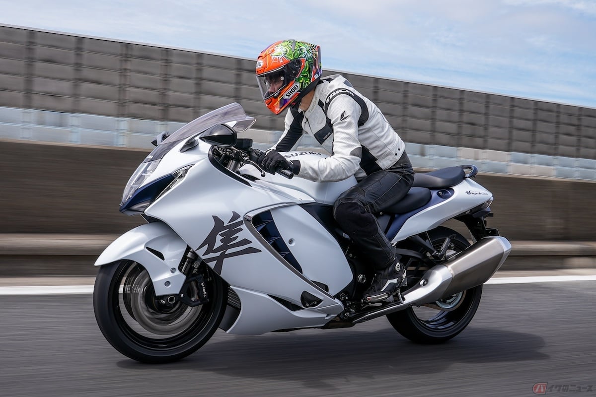 電子制御と組み合わさることで快適性を大幅にアップさせた新型「Hayabusa」