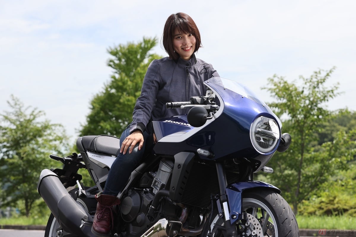 ちょっと見た目に差をつけたいライダーにHAWK11はオススメ