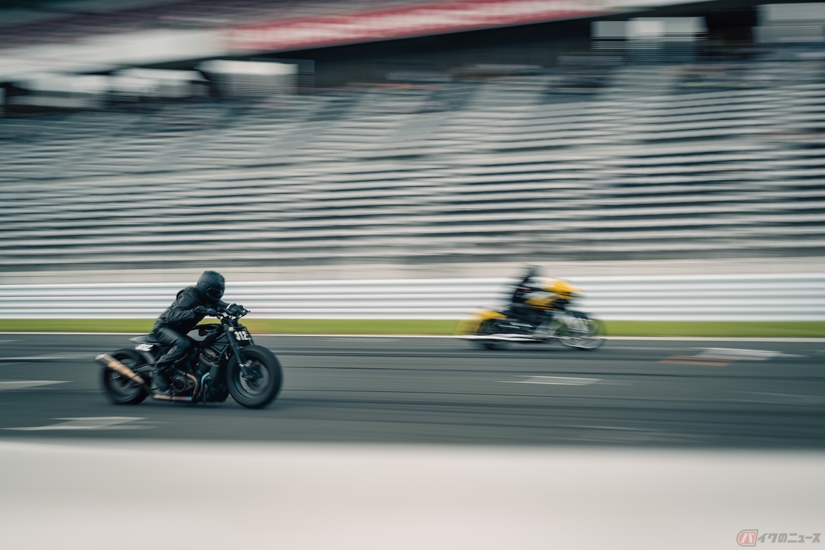ハーレーによるドラッグレース「V.D.A.」(V-Twin Drag race Association)