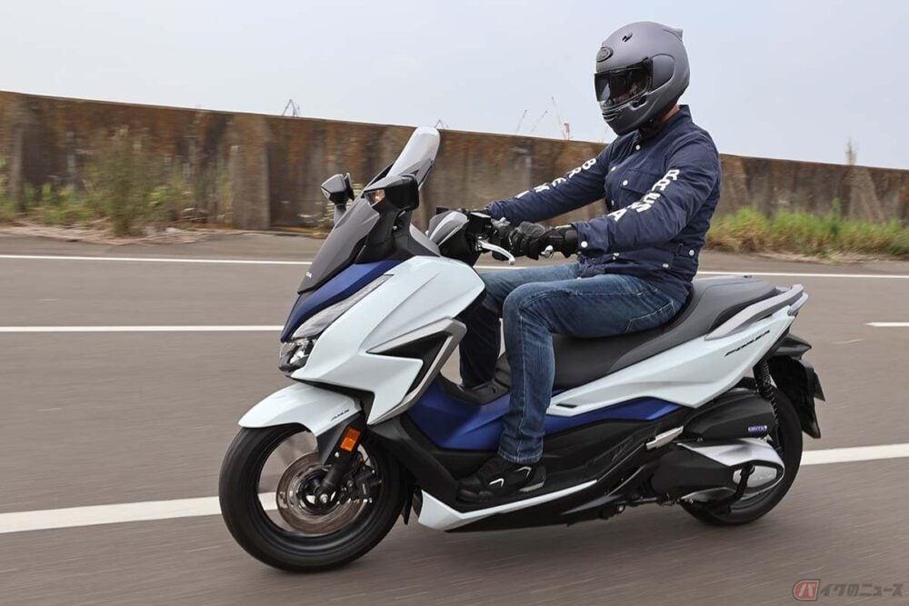 The 燃費 優れた環境性能と力強い走り ホンダの250スクーター フォルツァ の燃費性能は バイクのニュース The 燃費 優れた環境性能と力強い走り ホンダの250スクーター フォルツァ の燃費性能は バイクのニュース